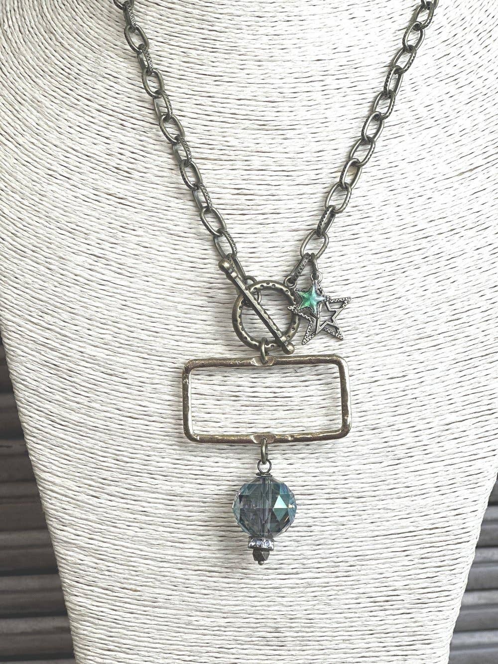 Star Of the Show Necklace